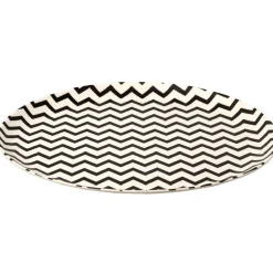 Assiette beige motif zigzag noir