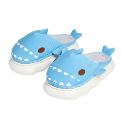 Chaussons requin mixtes bleus - pointure 36 à 45