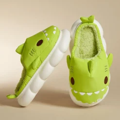 Chaussons requin mixtes verts - pointure 36 à 45