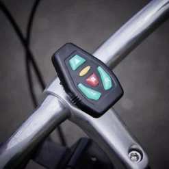 Gilet signalétique LED vert et noir