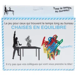Jeu passe temps au bureau chaises en équilibre