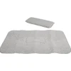 Tapis de bain antidérapant et coussin gris