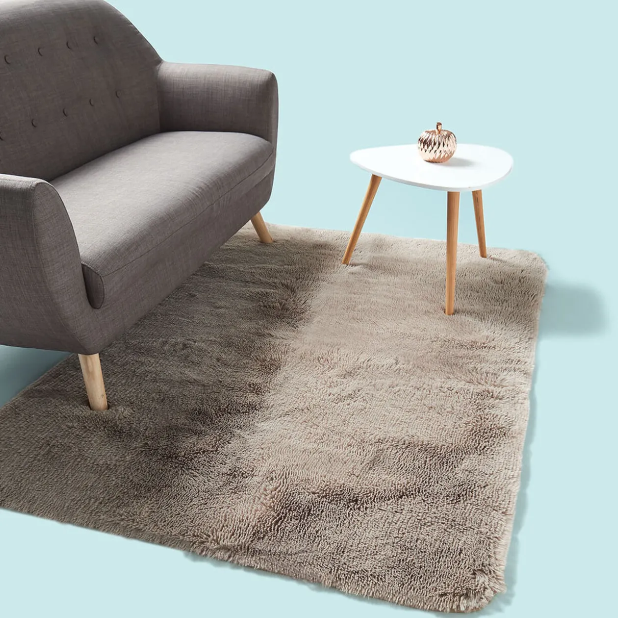 Tapis imitation fourrure taupe